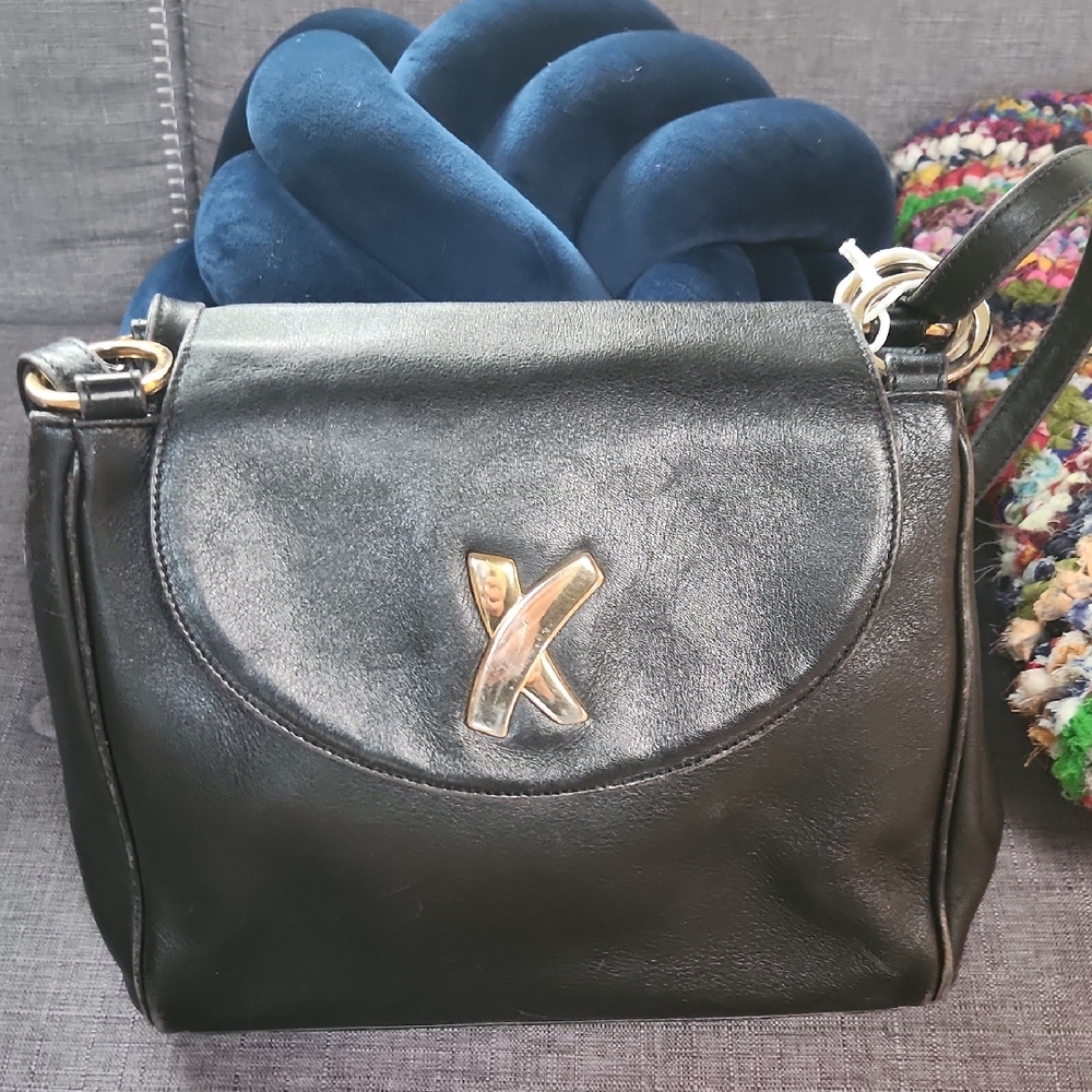 Paloma Picasso Blk Flap Crossbody Bag with Gold Accent